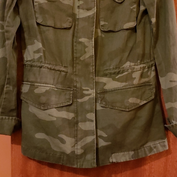 🆕️w/o tags AERO GIRL'S CAMO JACKET - Picture 3 of 12